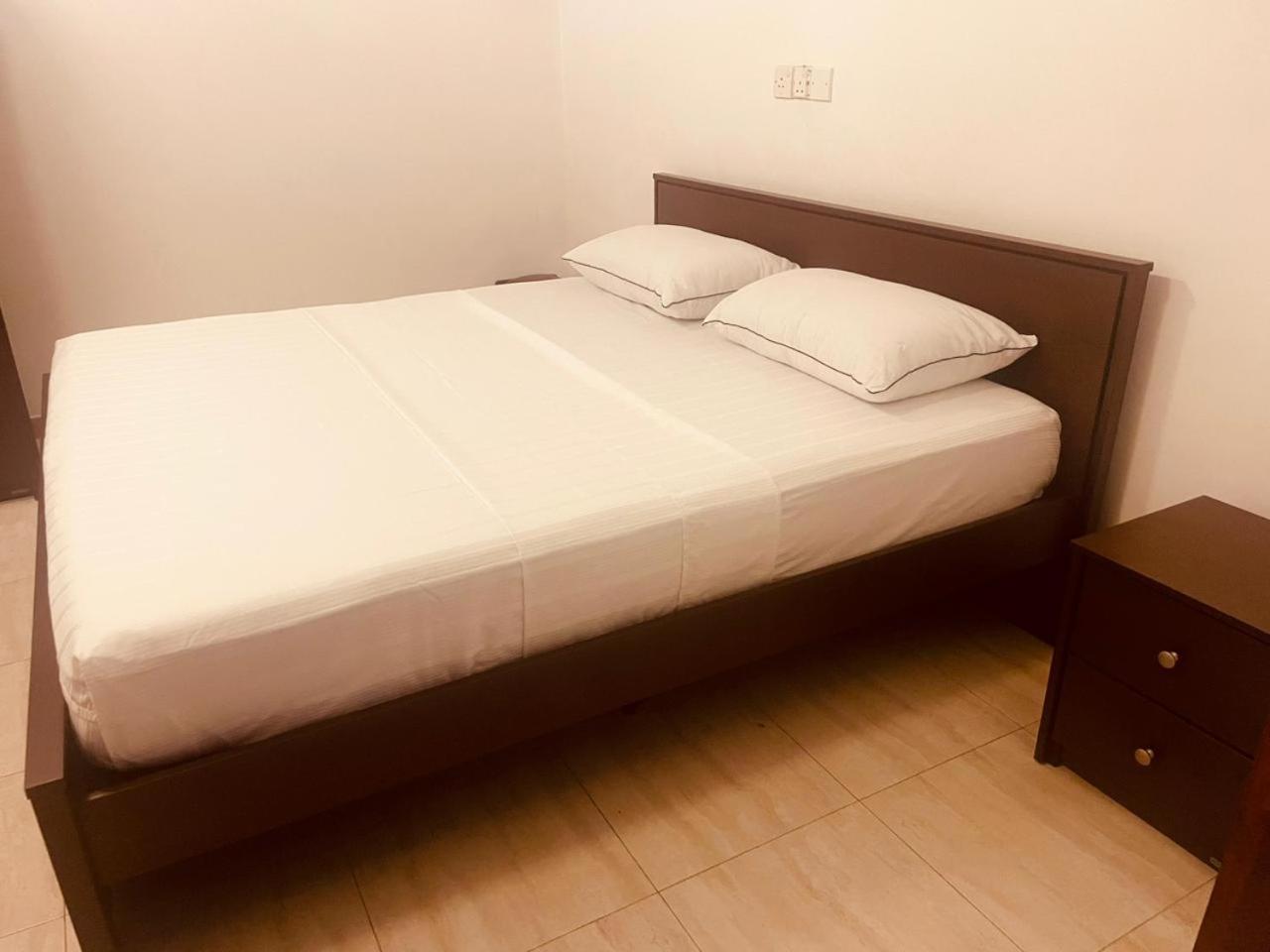 Mila Boutique Airport Hotell Seeduwa Exteriör bild